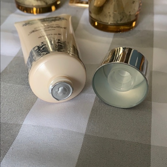 Fake Bake Face Scrub - Picture 3 of 3